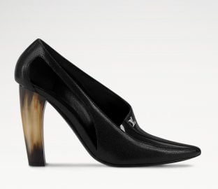 Luna Pump at Louis Vuitton